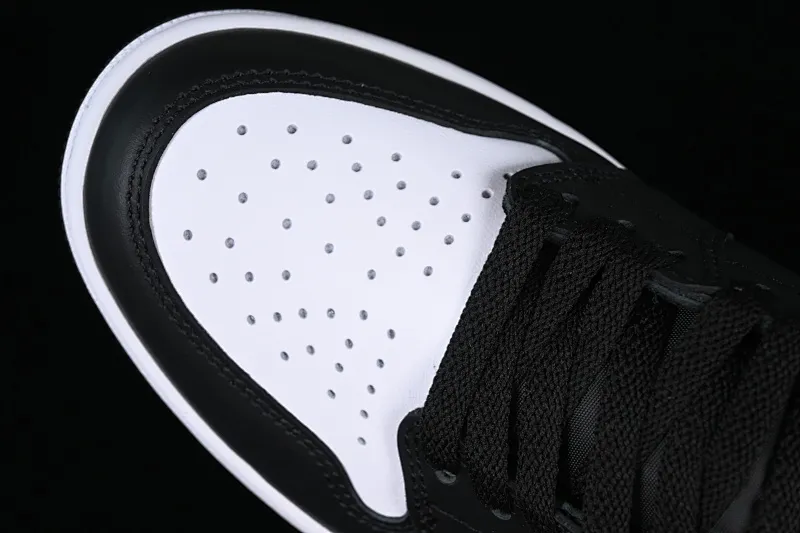 All categories Air Jordan Jordan series basketball shoes Air Jordan 1 High Air Jordan 1 High OG "Reverse Panda" AJ1 Joe 1 Panda DZ5485-010